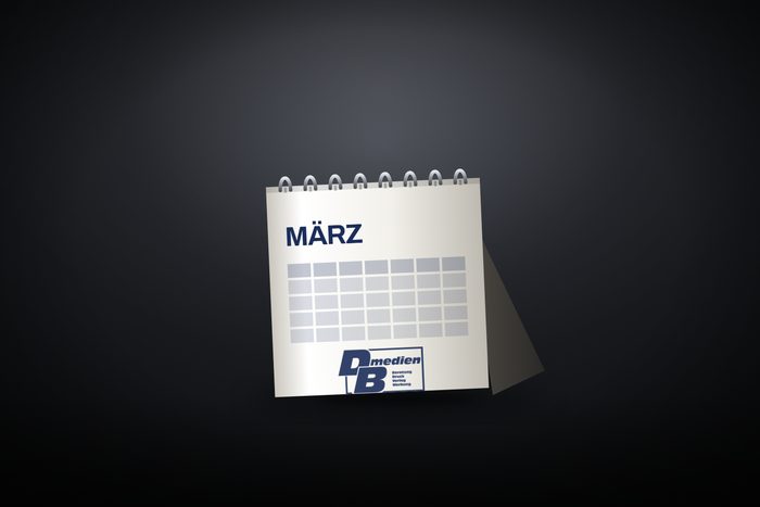 Aufstellbarer Tischkalender mit Monatsblatt, Studioaufnahme